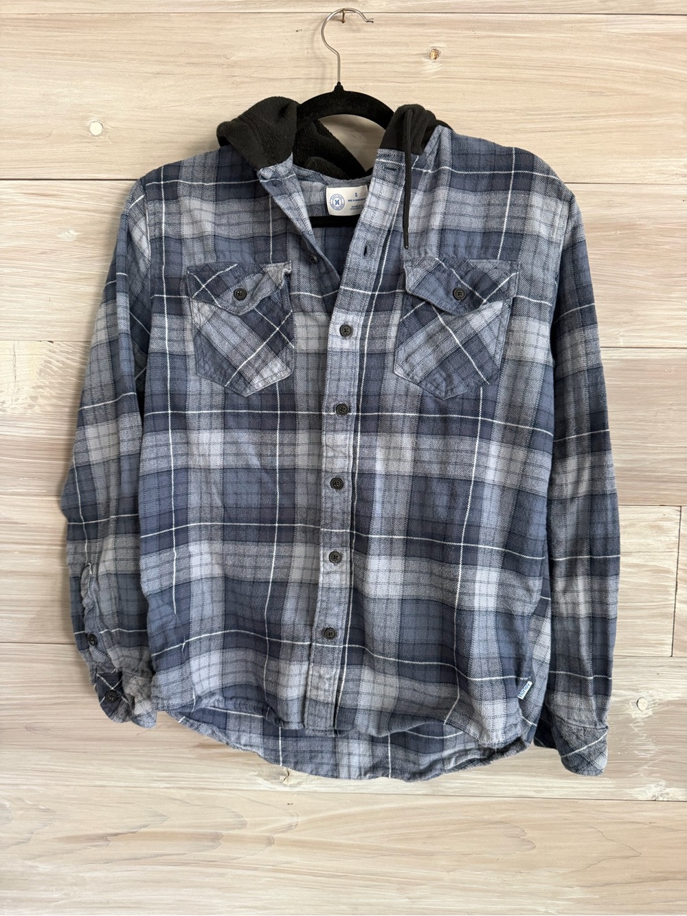 Hurley Men's Blue and Gray Plaid Button-Down Hooded Shirt